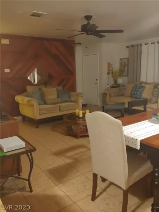 Photo #6: 2205343 Listing