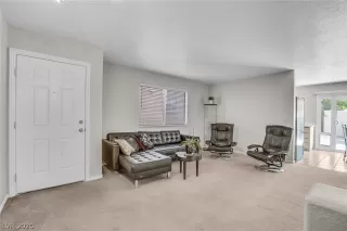 Photo #2: 2205430 Listing 