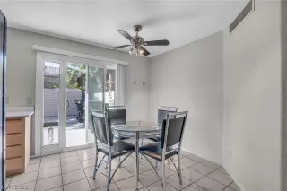 Photo #6: 2205430 Listing 