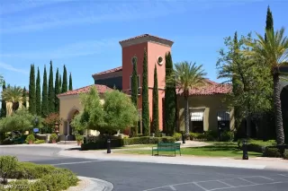 Photo #3: 2205527 Listing 