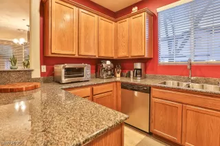 Photo #3: 2205528 Listing