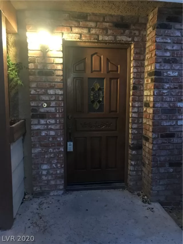 MLS: 2205552 Condo For Sale