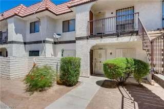 Photo #1: 2205597 Listing