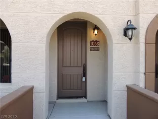 Photo #1: 2205610 Listing 