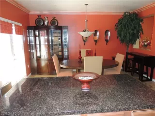 Photo #6: 2205610 Listing 