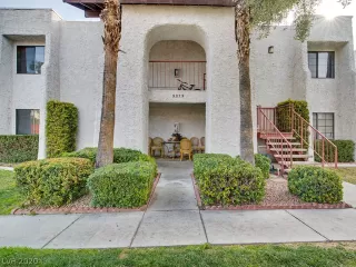 Photo #1: 2205615 Listing 