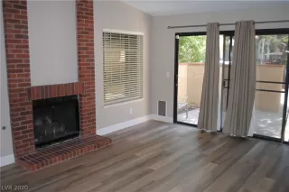 Photo #4: 2205620 Listing 