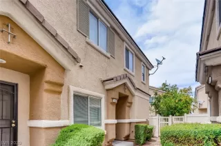 Photo #1: 2205709 Listing