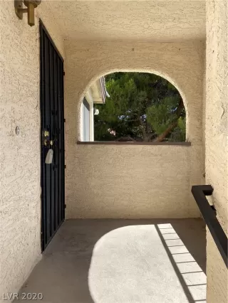 Photo #3: 2205751 Listing 