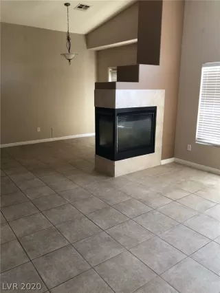 Photo #5: 2205771 Listing 