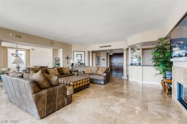 MLS: 2205820 Condo For Sale