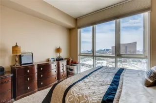 Photo #3: 2205820 Listing