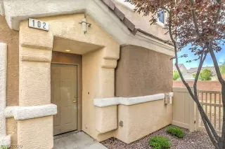 Photo #2: 2205826 Listing