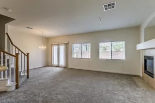 Photo #3: 2205826 Listing