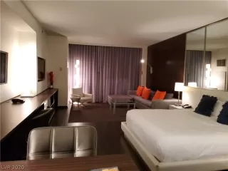 Photo #2: 2205886 Listing