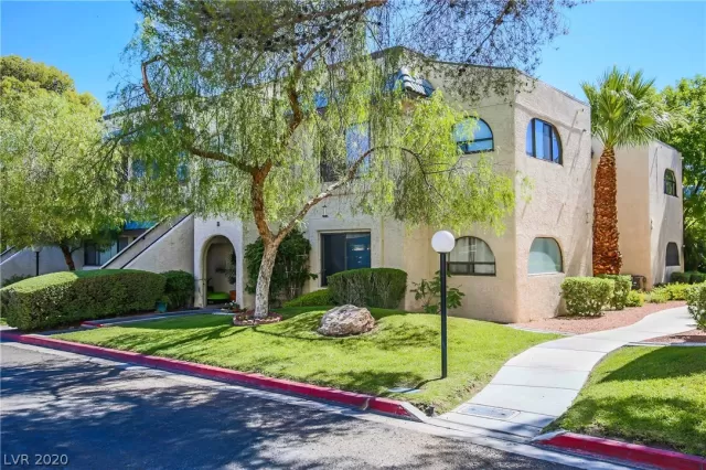 MLS: 2205906 Condo For Sale