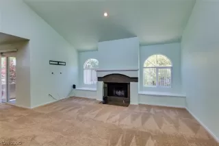 Photo #3: 2205922 Listing 