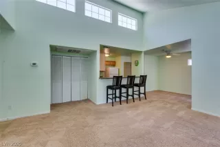 Photo #6: 2205922 Listing 