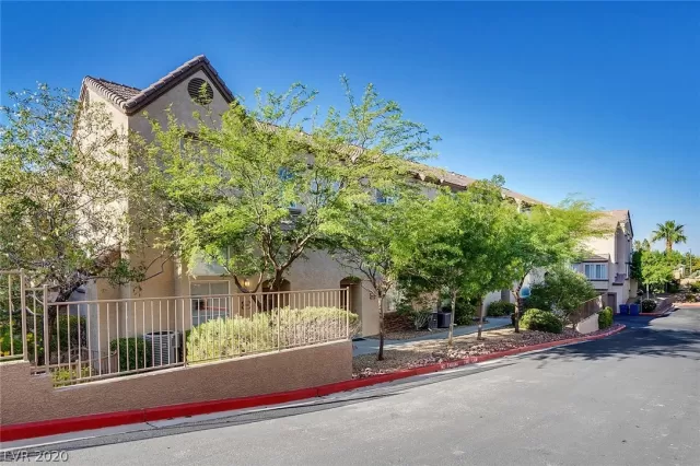 MLS: 2205976 Condo For Sale