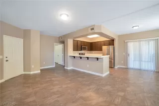 Photo #2: 2206002 Listing 