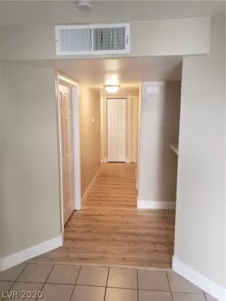 Photo #5: 2206010 Listing 