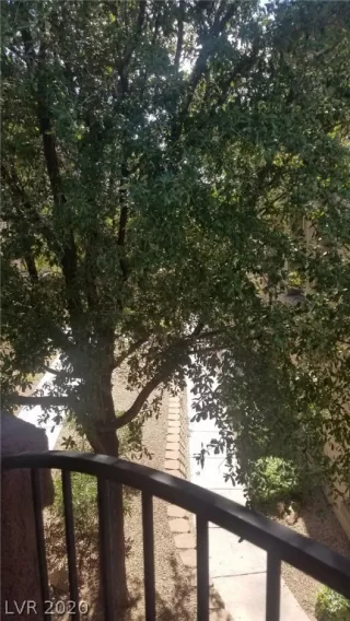 Photo #3: 2206045 Listing 