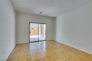 Photo #6: 2206071 Listing 