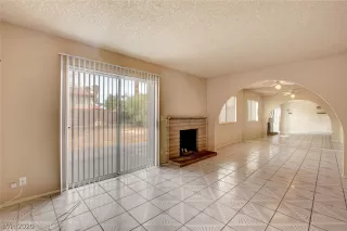 Photo #6: 2206087 Listing 