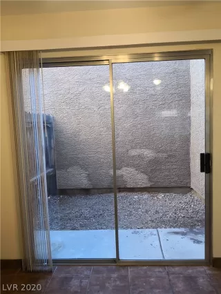 Photo #4: 2206093 Listing 