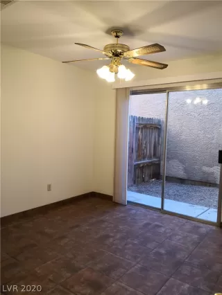 Photo #5: 2206093 Listing 