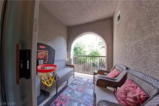 Photo #4: 2206096 Listing 