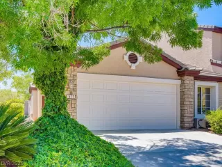 Photo #1: 2206116 Listing