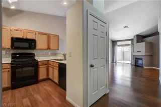 Photo #6: 2206117 Listing 