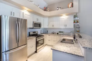 Photo #4: 2206139 Listing