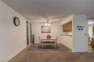 Photo #3: 2206159 Listing