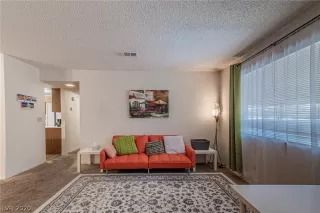 Photo #4: 2206159 Listing