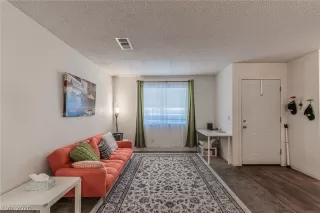 Photo #5: 2206159 Listing