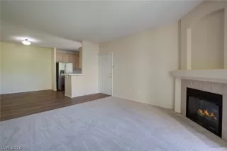 Photo #3: 2206164 Listing