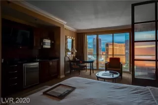 Photo #1: 2206184 Listing