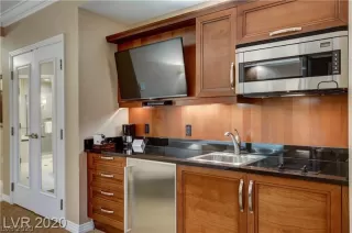 Photo #4: 2206184 Listing