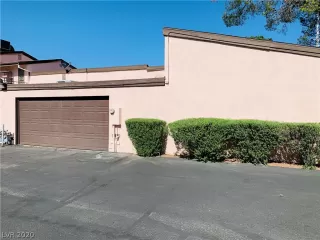 Photo #6: 2206205 Listing