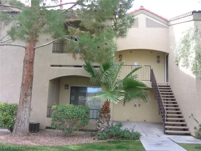 MLS: 2206237 Condo For Sale