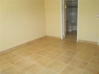 Photo #2: 2206237 Listing 