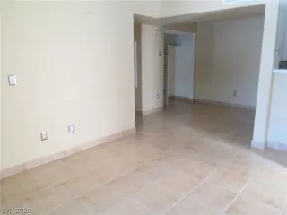 Photo #3: 2206237 Listing 