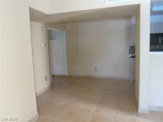 Photo #4: 2206237 Listing 