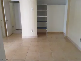 Photo #5: 2206237 Listing 