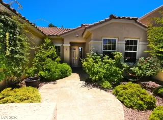 Photo #2: 2206265 Listing 