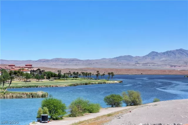 MLS: 2206279 Condo For Sale