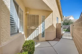 Photo #1: 2206346 Listing