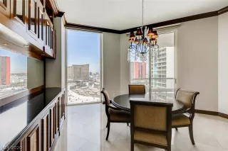 Photo #6: 2206429 Listing